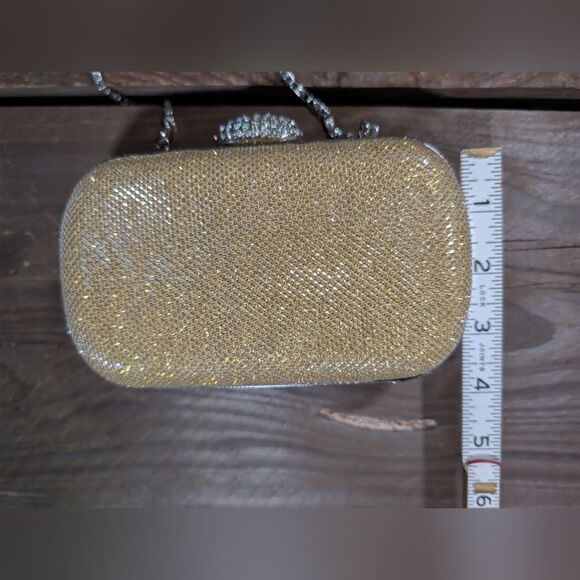 Shimmering Gold and Silver Evening Clutch - Picture 5 of 7